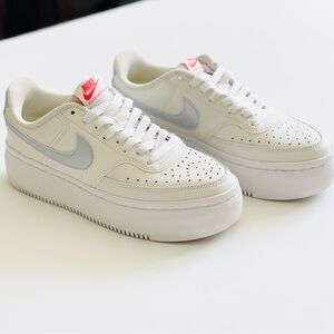 Nike SIZE 8.5 Court Vision Alta white women sneakers